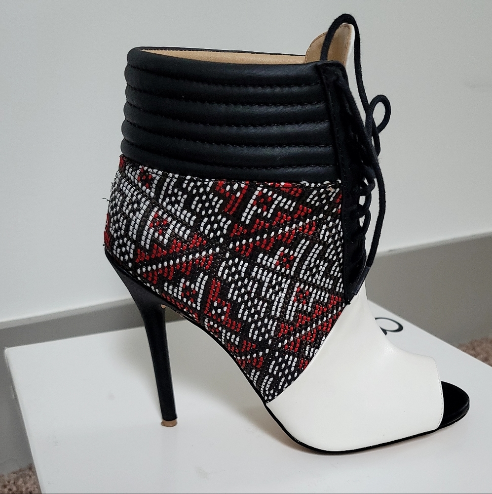 Ladies Fashion Booties